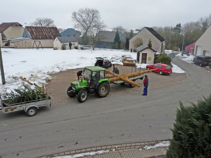 so aufgeladen und ab zur Feuerstelle