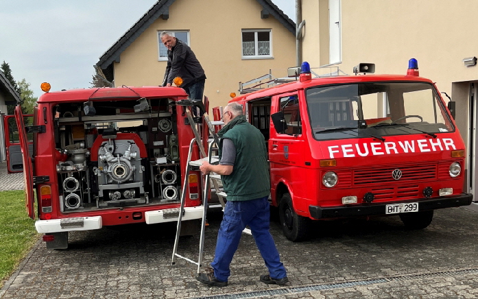 Umbau-Halter-für-4teilige Steckleiter Vorbereiten für neuen Halter